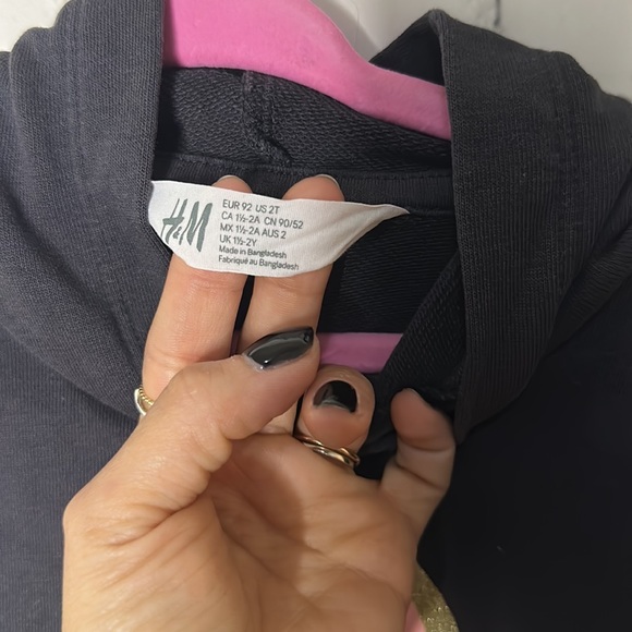 H&M toddler sweatshirt size 2T - Picture 4 of 4